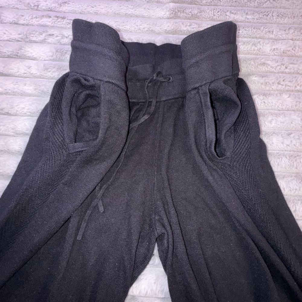 Lululemon In The Comfort Zone Pants Women's 10 Cashmere Wide Leg Knit Stretch - Picture 8 of 11